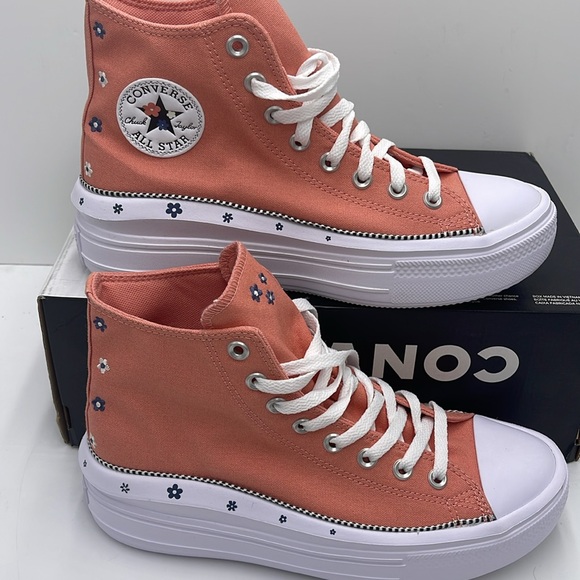 Converse Women's Pink High-Top Platform CONVERSE *
A14266C
CTAS MOVE HI - Picture 2 of 16